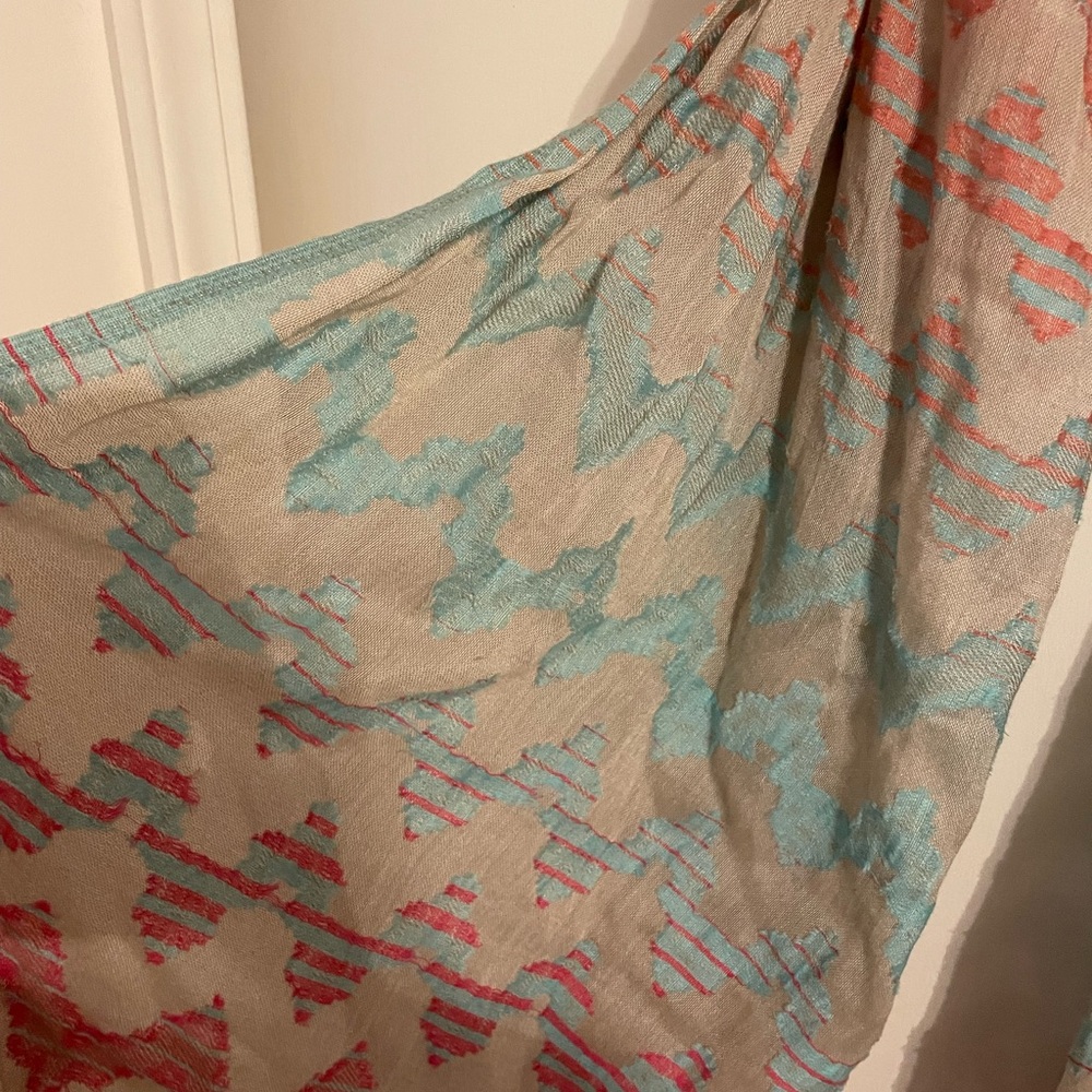 Scarf - Picture 2 of 3